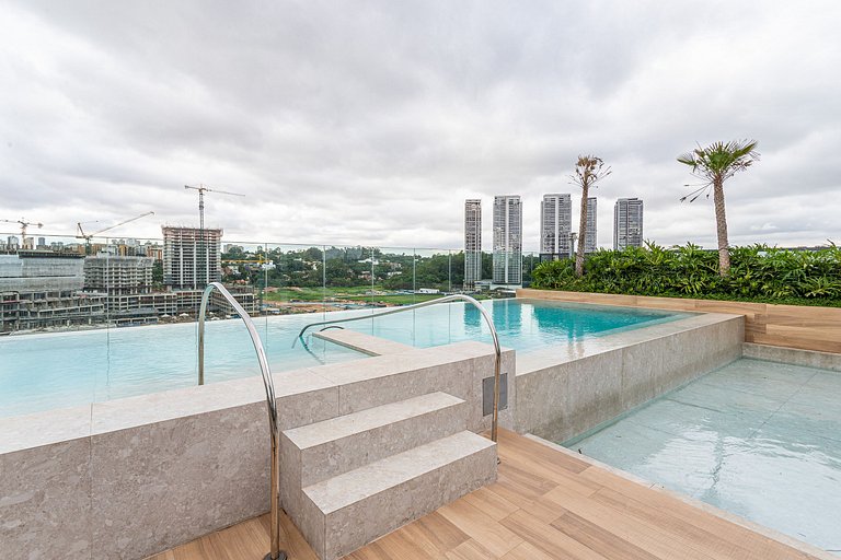 ap com cama king, piscina e café da manhã