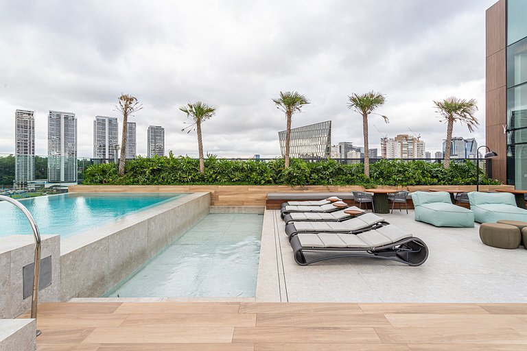 ap com cama king, piscina e café da manhã