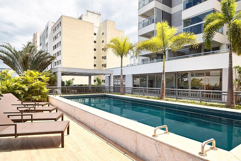 Apartamentos completos em Pinheiros a uma quadra da Faria Li