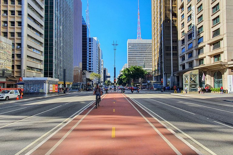 Apartamentos novos ao lado do MASP e a metros da paulista -