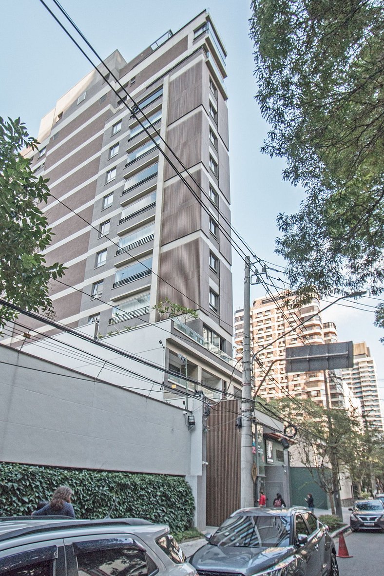 Studio em prédio moderno próximo ao Pq Ibirapuera